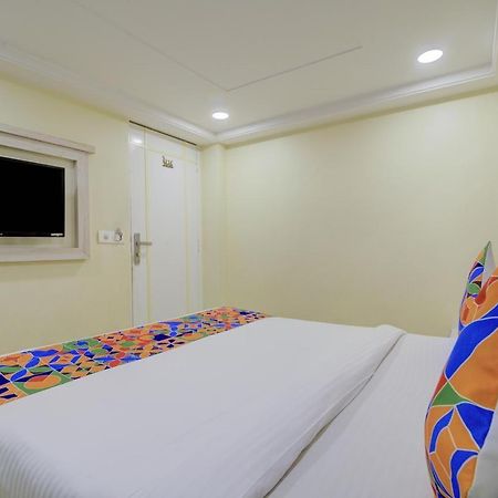 Hotel Kaushal Palace Νέο Δελχί Εξωτερικό φωτογραφία
