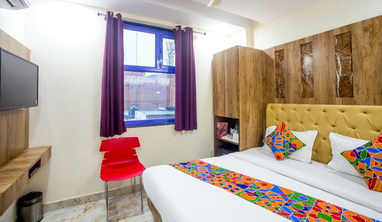 Hotel Kaushal Palace Νέο Δελχί Εξωτερικό φωτογραφία