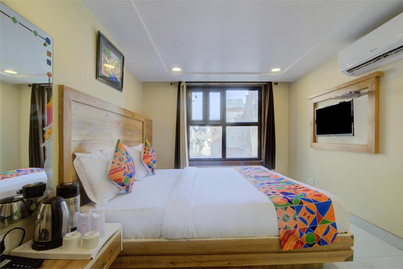 Hotel Kaushal Palace Νέο Δελχί Εξωτερικό φωτογραφία